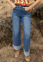 Load image into Gallery viewer, Mid Wash High Rise Cuff Jeans