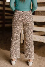 Load image into Gallery viewer, Range Roar Jeans