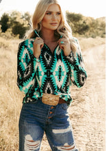 Load image into Gallery viewer, Aztec Everest Pullover