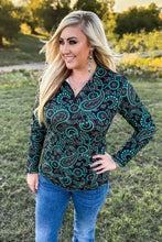 Load image into Gallery viewer, Paisley Range Pullover
