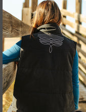 Load image into Gallery viewer, Black Boot Stitch Puffer  Vest
