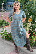 Load image into Gallery viewer, Buffalo Kreek Maxi Dress
