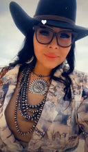 Load image into Gallery viewer, Vintage Blazer
