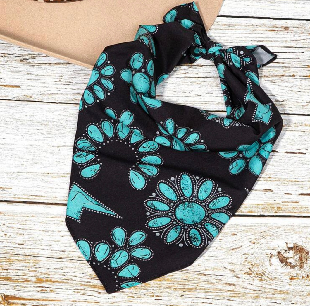 Mini Up Concho Wild Rag