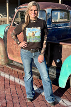 Load image into Gallery viewer, Somewhere In Texas  Mesh Top
