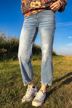 Load image into Gallery viewer, Outlaw Crop Jeans
