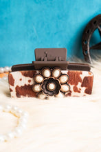 Load image into Gallery viewer, Bessie Belle Turquoise Flower Claw Clip Brown
