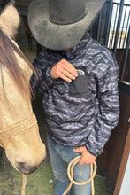 Load image into Gallery viewer, Men&#39;s No Man&#39;s Land Pullover
